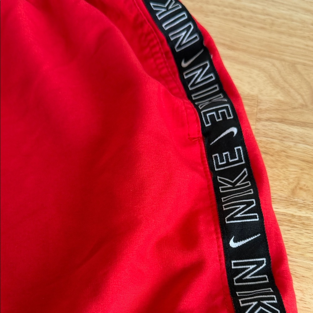 Nike Red Sports Shorts with Black Accents - Picture 4 of 12